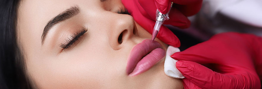 Maquillage permanent des lèvres